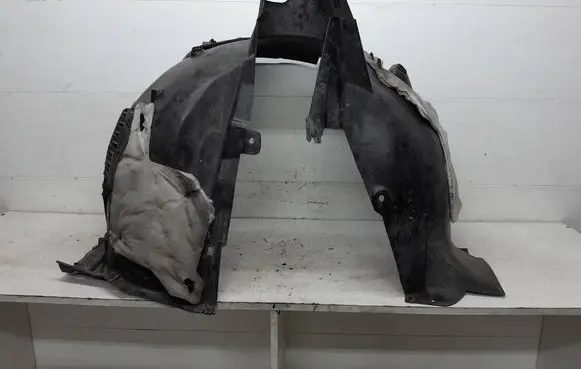 Peugeot 3008 II Front wheel arch liner splash guards 9825281680