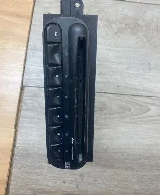 Chrysler Voyager CD/DVD changer P05064003AI
