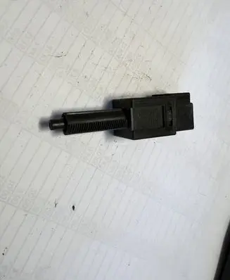 Nissan Primera Brake pedal sensor switch