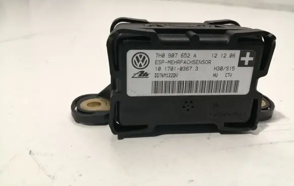 Skoda Octavia Mk2 (1Z) ESP acceleration yaw rate sensor 7H0907652A