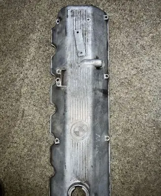 BMW 3 E30 Rocker cam cover 11121713116
