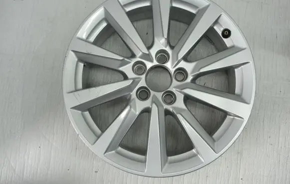 Audi A1 R16 alloy rim 82A601025C