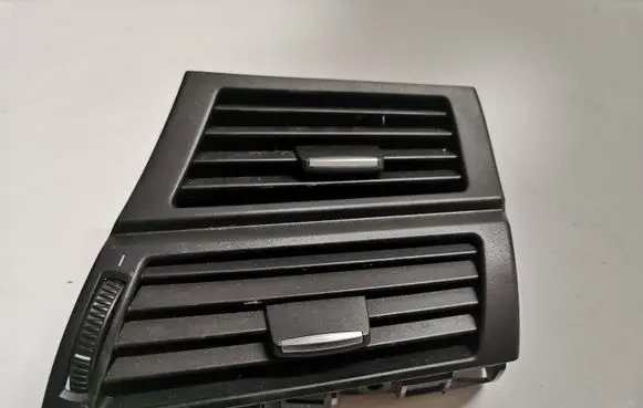 BMW X5 E70 Dashboard side air vent grill/cover trim 9227768