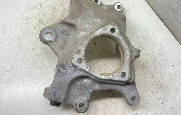 Opel Insignia A Rear wheel hub spindle/knuckle 13327458