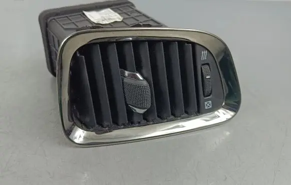 Dodge Durango Dashboard air vent grill cover trim X90016800ZC