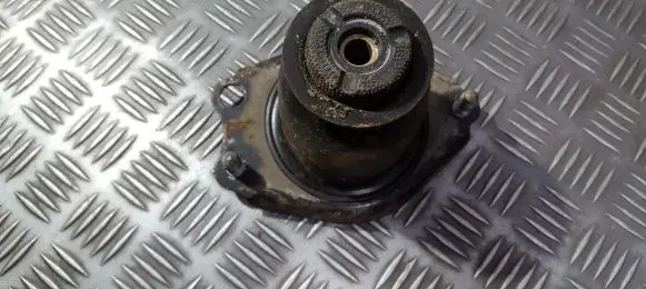 Toyota Corolla E120 E130 Coil spring mount 