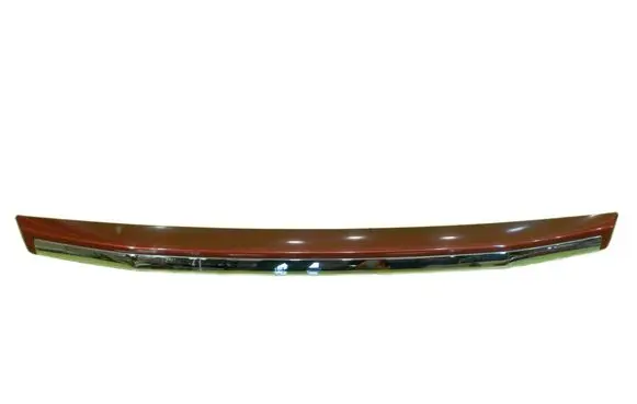 Land Rover Freelander 2 - LR2 Rear light center trim bar blend 