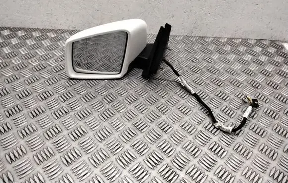 Mercedes-Benz ML W166 Front door electric wing mirror A1668103916