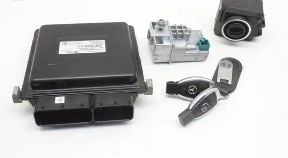 Mercedes-Benz SLK R172 Engine ECU kit and lock set A2711500391