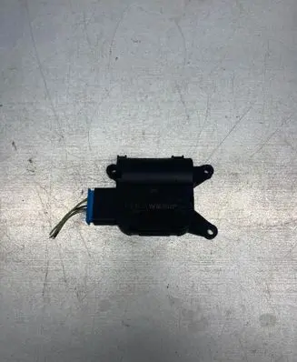 Volkswagen Caddy Air flap motor/actuator 0132801345