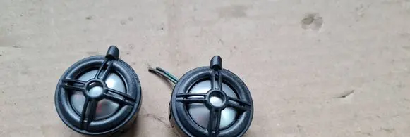 Maserati Quattroporte Front door high frequency speaker 670002146