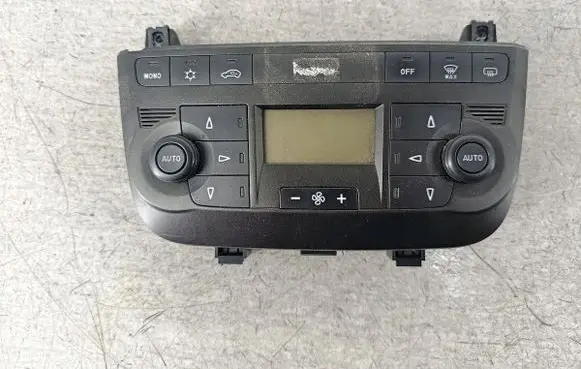 Fiat Grande Punto Climate control/heater control trim 735447949DENSO