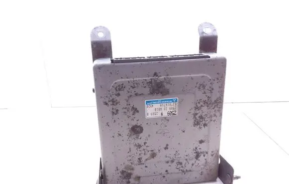 Mazda 323 F Engine control unit/module Z50918881B E2T81671M