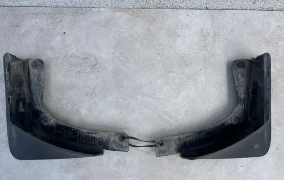 Opel Insignia B Rear mudguard 39120885 39120884