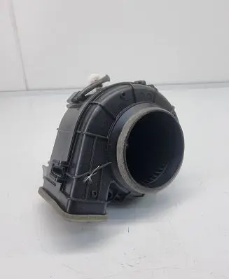 Lexus ES VII XZ10 Hybrid/electric vehicle battery fan 