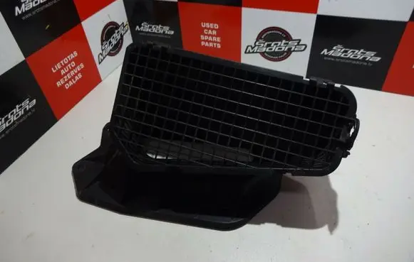 Audi A5 8T 8F Air intake duct part 8K2819904