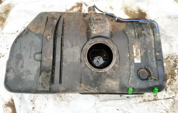 Opel Zafira A Fuel tank 90580009