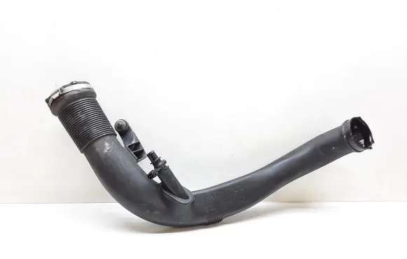 Volvo V40 Intercooler hose/pipe 31325985