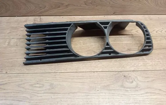 BMW 3 E30 Front grill 18760910