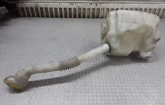 Renault Scenic II - Grand scenic II Windshield washer fluid reservoir/tank 8200104706