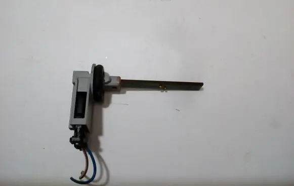 Volkswagen PASSAT B7 Aerial antenna switch 280814085