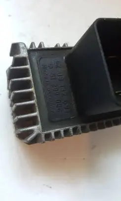 Opel Vectra C Glow plug pre-heat relay 09132691