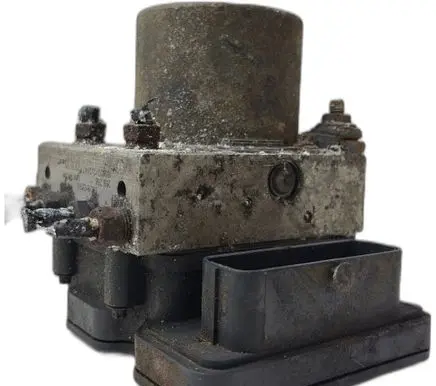 Iveco Daily 4th gen Master brake cylinder 5801815699 0265243239 0265956214