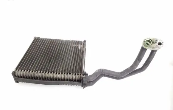 Air conditioning (A/C) radiator (interior)