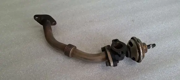 Audi 80 90 S2 B4 EGR valve line/pipe/hose 028131521D