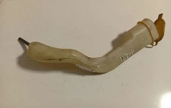 Mercedes-Benz C W203 Windshield washer fluid reservoir/tank A2038600017