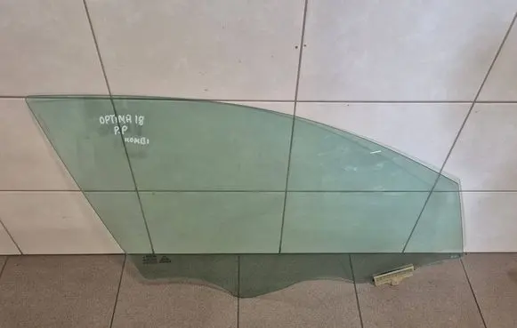 KIA Optima Front door window glass four-door 43R000383