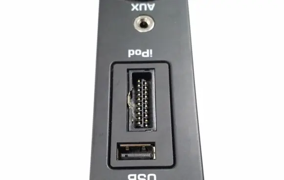 Jaguar XF X250 AUX in-socket connector 8X2319C166AD