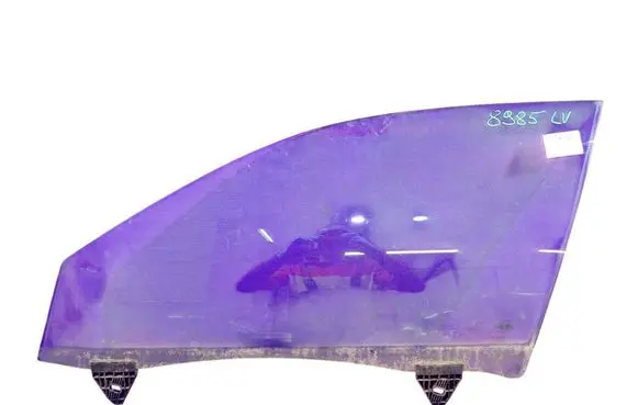 Audi A4 S4 B6 8E 8H Front door window glass four-door 