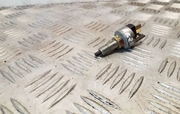 Mitsubishi Pajero Brake pedal sensor switch