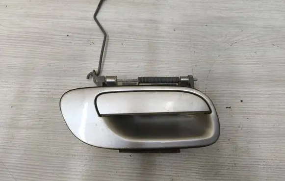 Volvo V70 Front door exterior handle 9159640