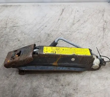 Volkswagen Golf V Lift Jack 1K0011031C