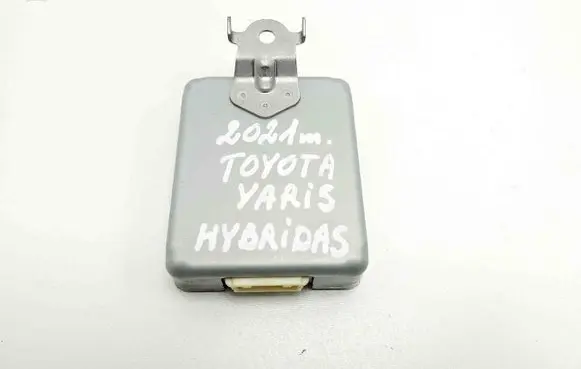 Toyota Yaris XP210 Other devices 1669000593 86572K0010