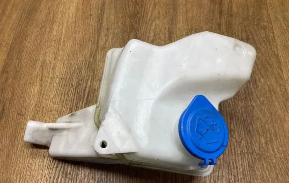 Land Rover Range Rover L405 Windshield washer fluid reservoir/tank CPLA17B613CC M1S8A