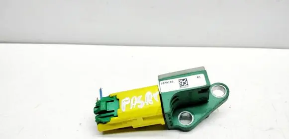 Volkswagen PASSAT B6 Airbag deployment crash/impact sensor 331324