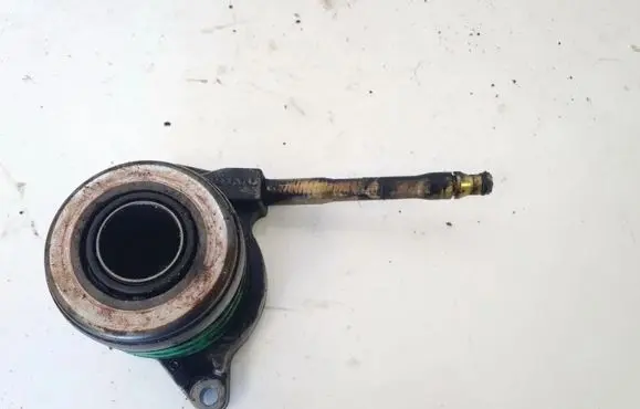 Volvo S40, V40 clutch release bearing 8667661