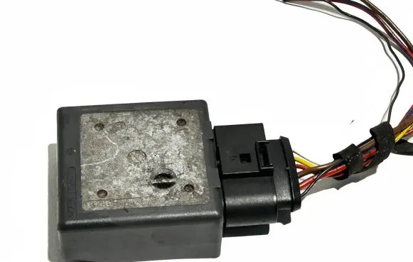 Skoda Superb B8 (3V) Fuel injection pump control unit/module 5Q0906121M 18461