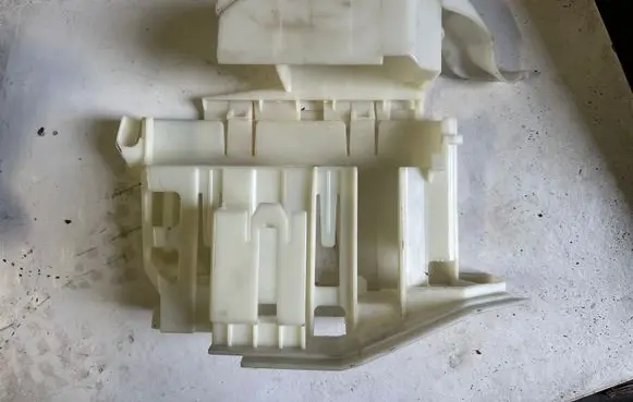 BMW 2 F45 Other engine bay part 8617356
