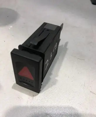 Volkswagen PASSAT B5.5 Hazard light switch 3B0953235D