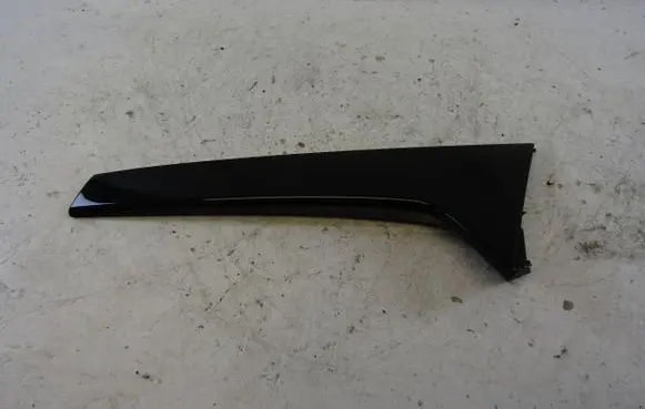 Volkswagen Tiguan Rear window tailgate spoiler 571827939