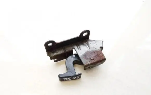Subaru Outback Fuel tank opening switch 