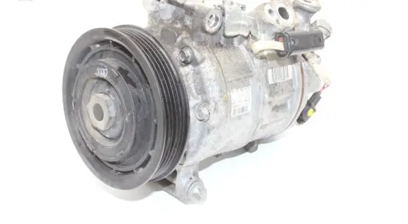 Mercedes-Benz A W176 Air conditioning (A/C) compressor (pump) A0038304360