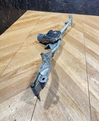 Mercedes-Benz E W211 Front wiper linkage and motor 2118201340