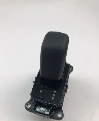 Volvo XC40 Gear lever shifter trim leather/knob P32335827