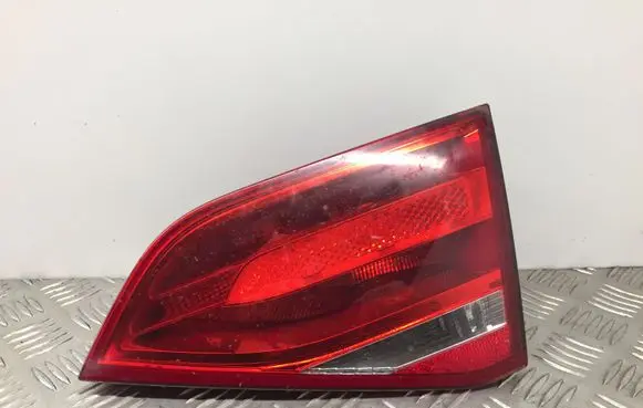 Audi A4 S4 B8 8K Tailgate rear/tail lights 166974