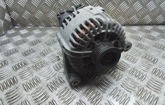 Mini Cooper Countryman R60 Generator/alternator 7823291 S37AN11 2607239B